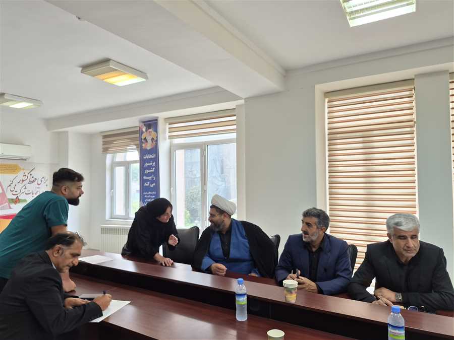اینجا هیچ‌کس دست خالی برنمی‌گردد